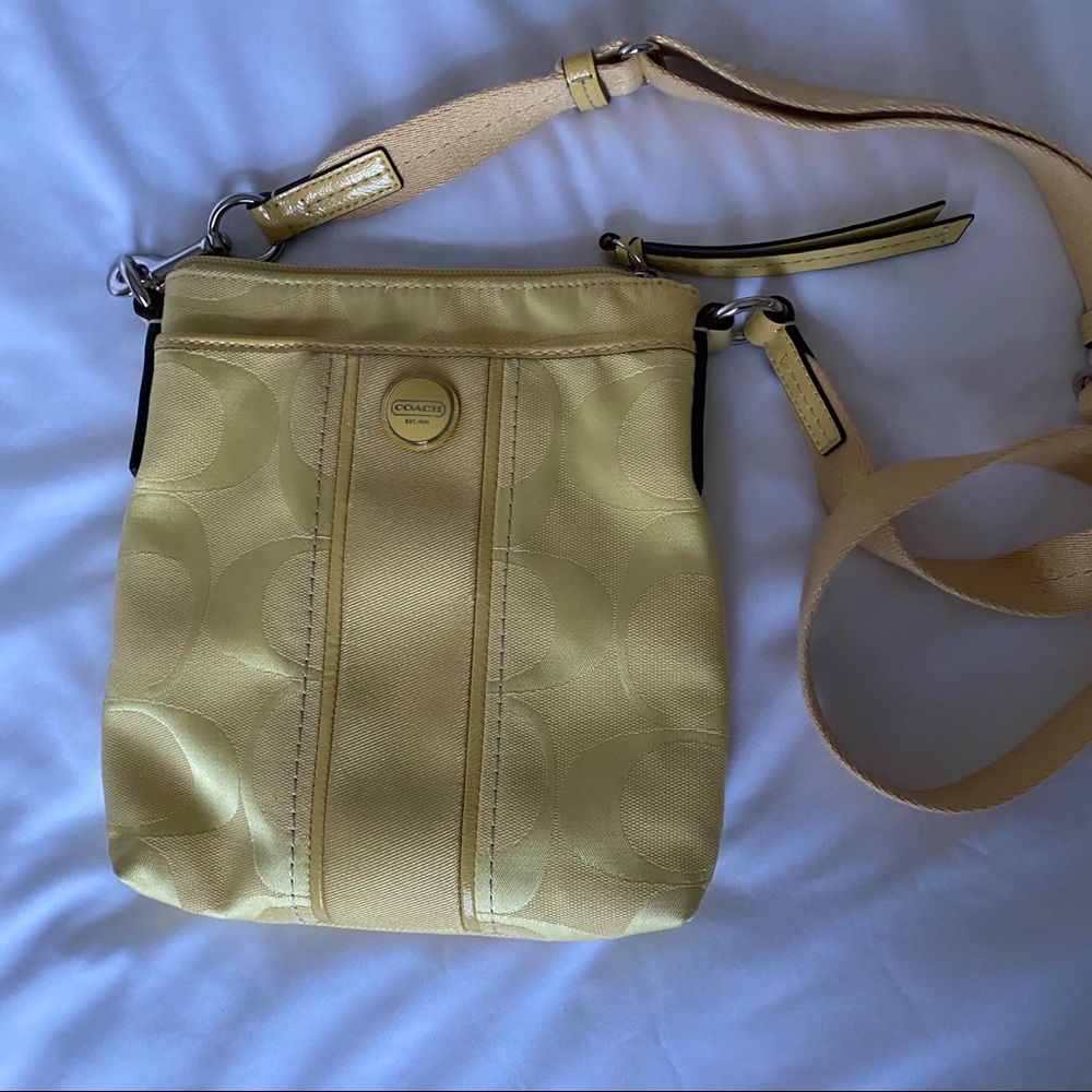 Coach purse